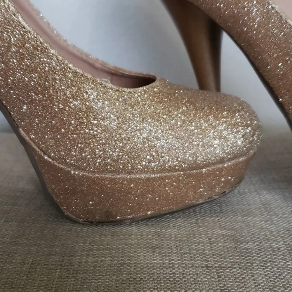 SM New York gold glitter
